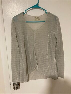 Light Cream Metallic Knit V-Neck Cardigan